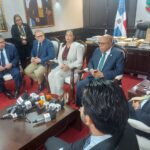 Indotel promueve consenso nacional para estandarizar el despliegue de infraestructuras de telecomunicaciones